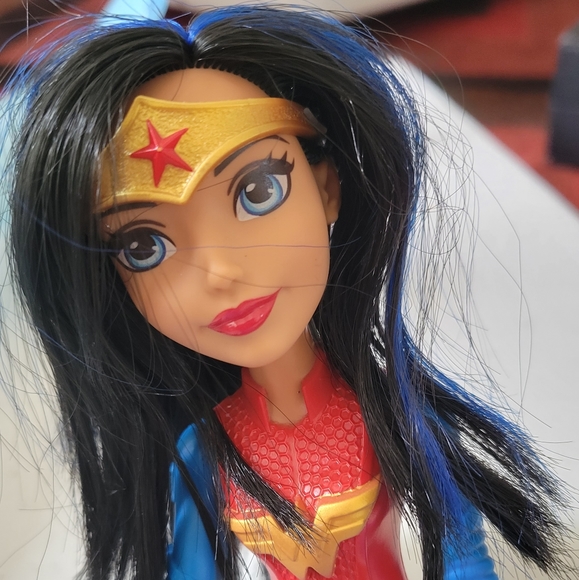 GUC DC Superhero Dolls and Vehicle - Picture 8 of 10